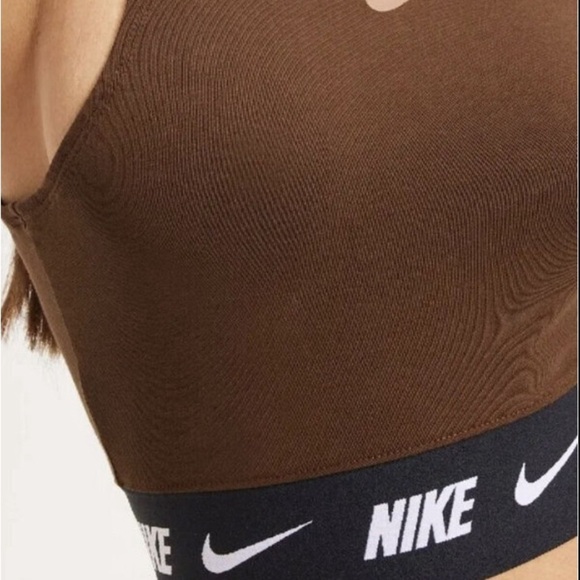 Nike tight fit women’s size medium sports top with tape band signature lettering - Picture 2 of 8